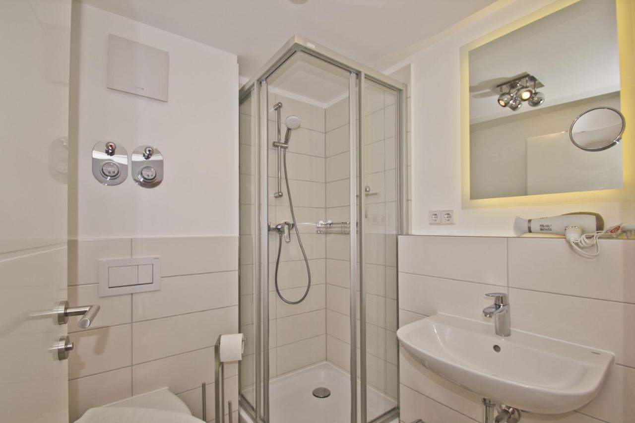 Moderne Ferienwohnung Mit Balkon, Meerblick - Ferienresidenz Zwei Boddenfewo 1-2 Lietzow Luaran gambar